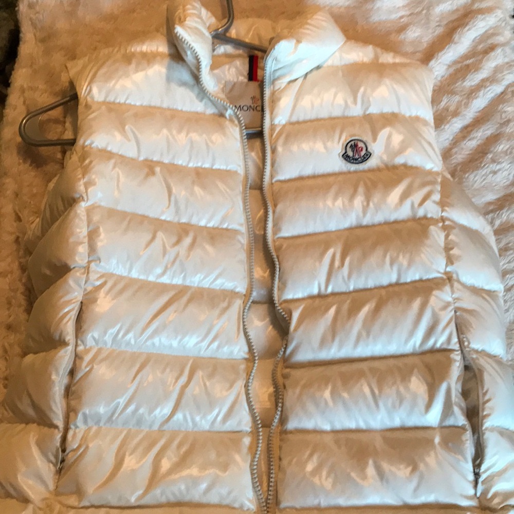 White Moncler vest GREAT CONDITION